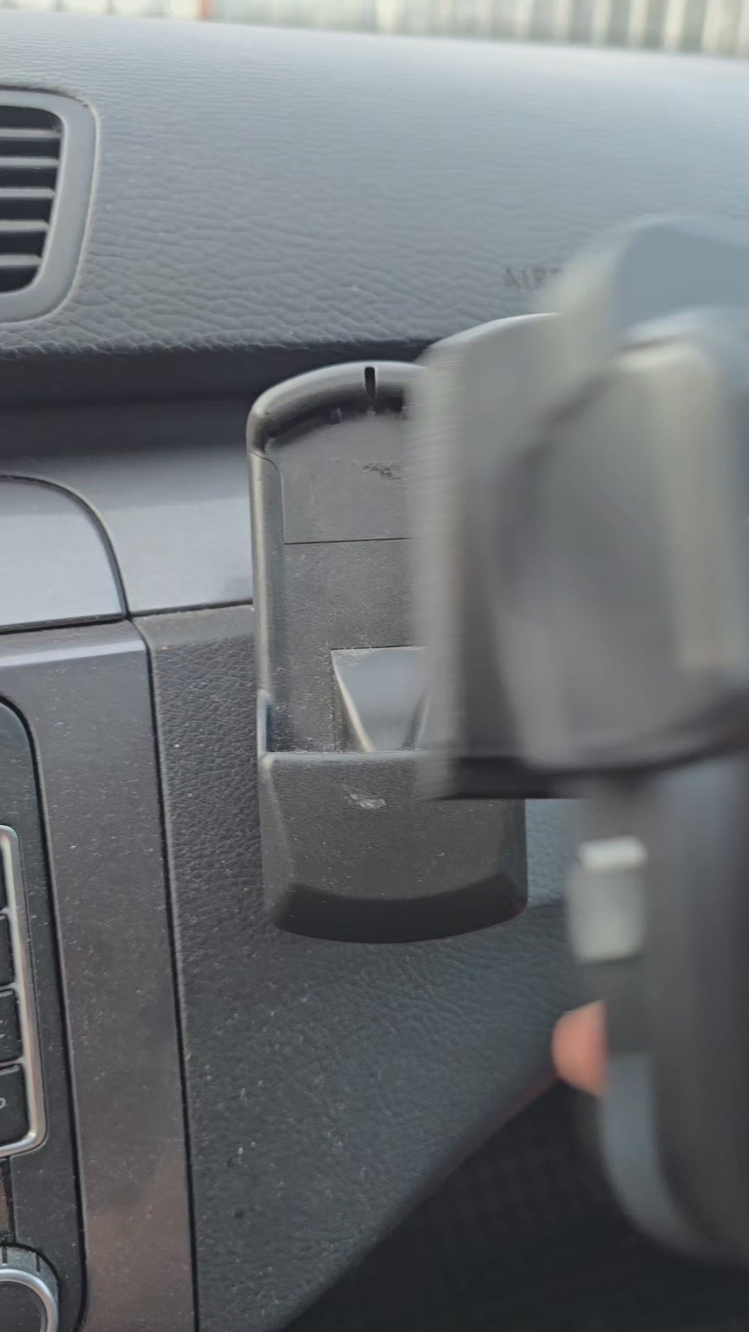Suport telefon VW Golf 5