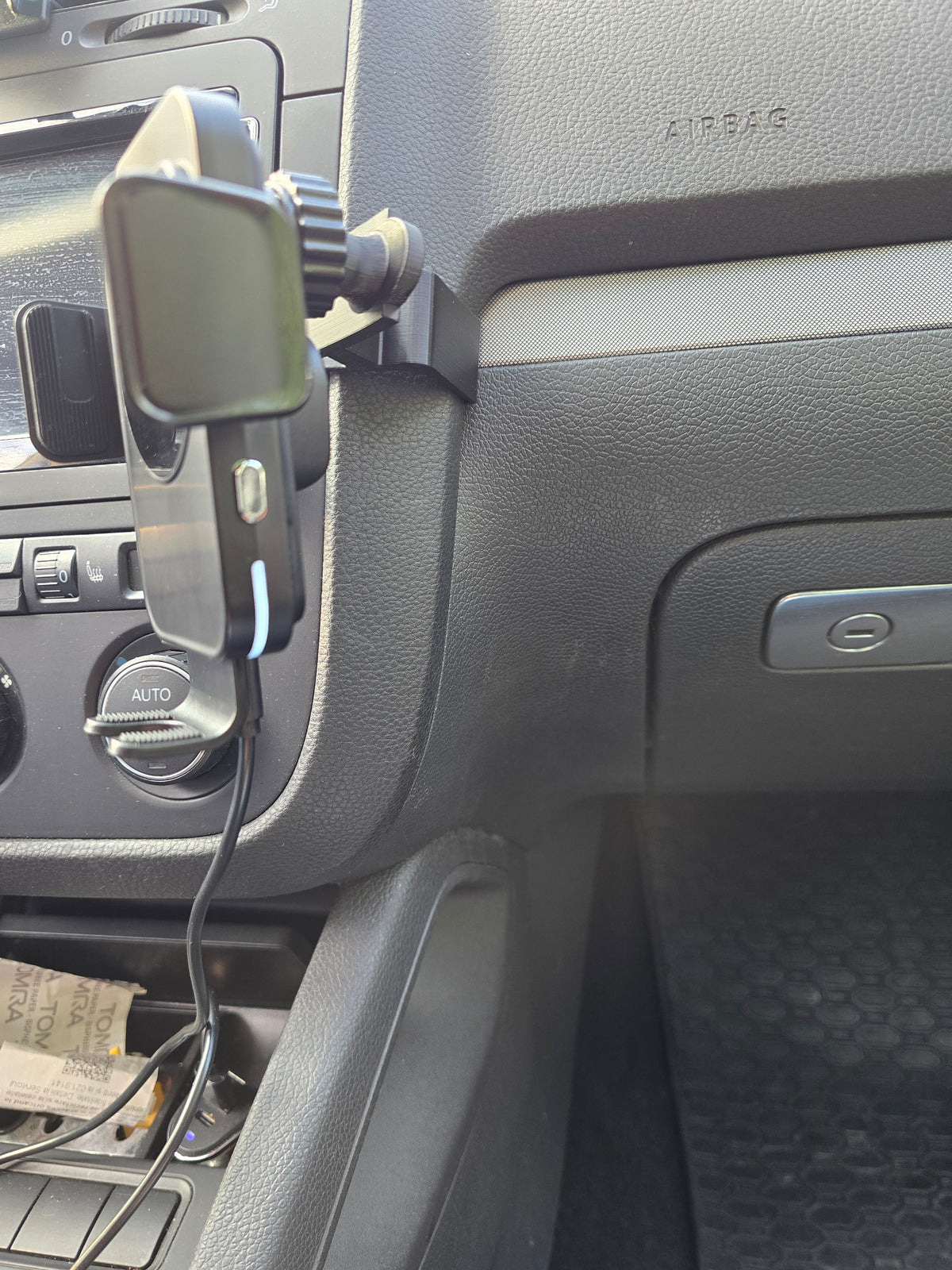 Suport telefon VW Golf 5