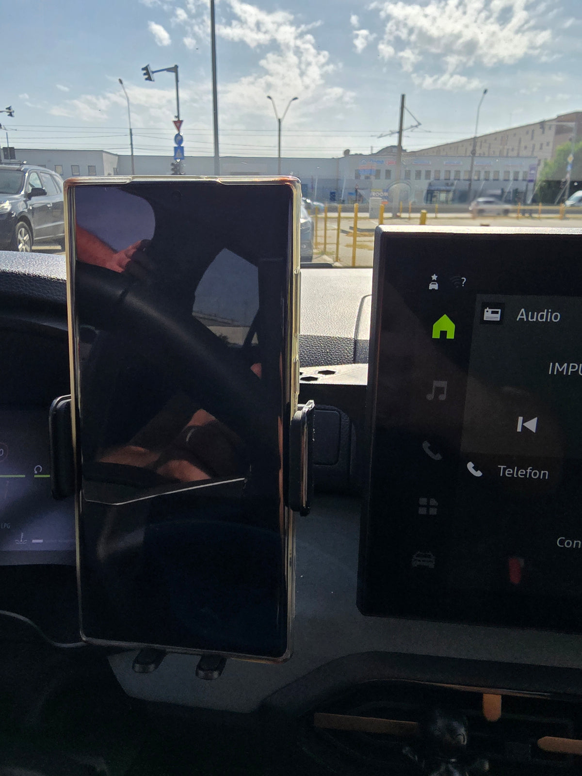 Suport telefon dedicat Dacia Jogger(hybrid)